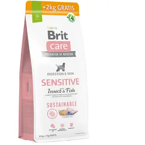 14kg Sustainable Sensitive poisson, insectes Brit Care croquettes pour... pas cher