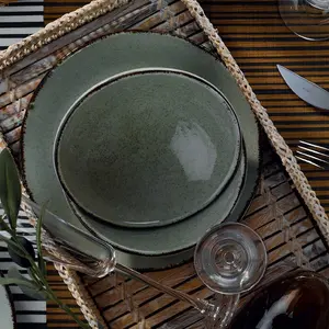 Merkloos / Sans marque Service de table 18 pièces sozian 100% porcelaine tacheté vert et noir pas cher