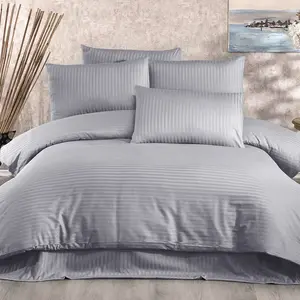 En Vogue - Parure housse de couette Lylium grise 140x200 cm pas cher