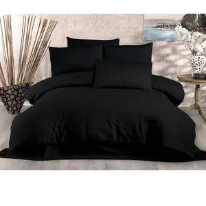 En Vogue - Parure housse de couette Lylium noire 140x200 cm pas cher