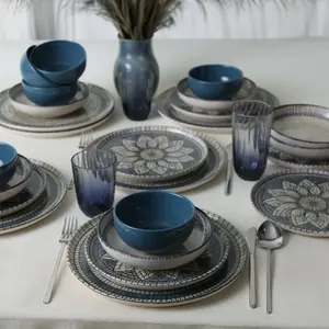 Mioli - Service de table en Grès céramique - 24 pièces crème T.U pas cher