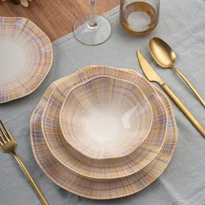 Mioli - Service de table en Porcelaine multicolore - 24 pièces OS pas cher