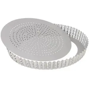 Comparateur de prix : PATISSE Moule à tarte 24 cm perforé antiadhésif en acier
