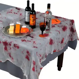 RueDeLaFete Nappe Ensanglantée Bloddlust 213 x 152 cm pas cher