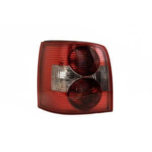 Goodpart TYC Feu arrière pour VOLKSWAGEN: Passat (Ref: 11-0210-01-2) pas cher