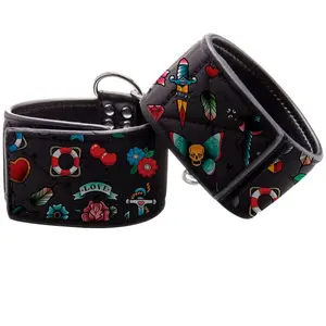 Ouch! Menottes Poignets Old School Tattoo StyleVendu parrue-des-plaisirs