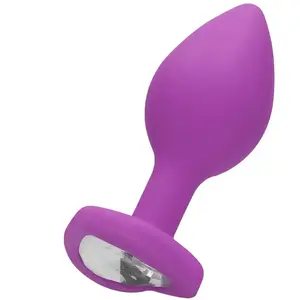 Comparateur de prix : OUCH!Shots - Ouch! Plug Anal Regular Diamond Heart