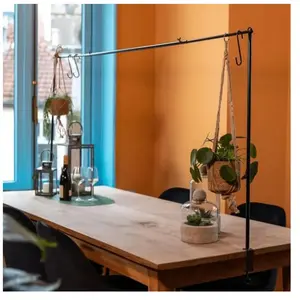 Comparateur de prix : AC-DÉCO Esschert Design Tige de table décorative avec pince noir 441011
