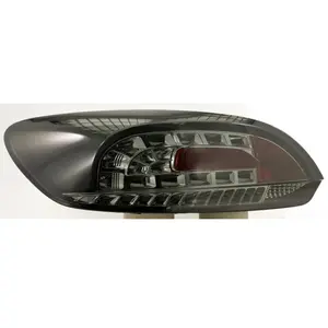 Set feux arrière à LED Volkswagen Scirocco 2008- - Noir / Fumée DL VWR91LBS AutoStyle DLVWR91LBS