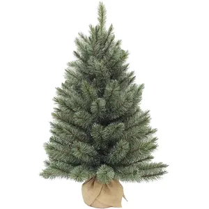 Triumph Tree Forest Frosted Sapin de Noël artificiel dans un sac en ju... pas cher
