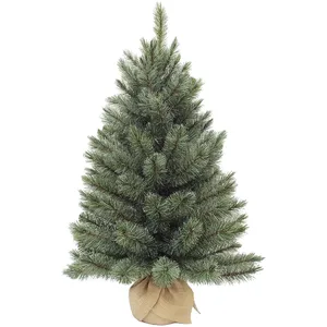 Triumph Tree Forest Frosted Arbre de Noël artificiel dans un sac en ju... pas cher