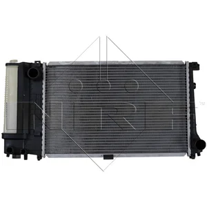 NRF B.V. Radiateur moteur pour BMW: Série 5 (Ref: 50568) pas cher