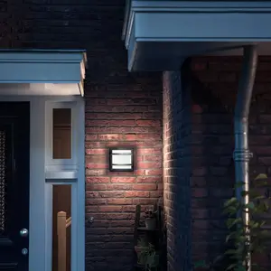 Comparateur de prix : Philips myGarden Applique murale LED Petronia Anthracite 1739593P0