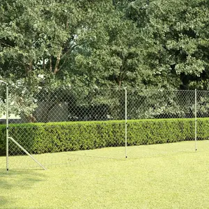 Comparateur de prix : vidaXL Clôture à mailles avec poteaux Acier galvanisé 15x1,5 m Argenté