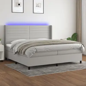 vidaXL Sommier à lattes de lit matelas LED Gris clair 200x200 cm Tissu pas cher
