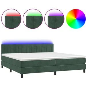 Comparateur de prix : vidaXL Sommier à lattes de lit avec matelas LED Vert foncé 200x200 cm
