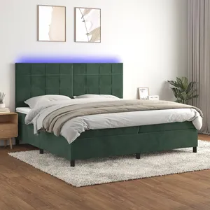 Comparateur de prix : vidaXL Sommier à lattes de lit matelas et LED Vert foncé 200x200 cm