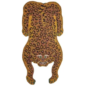 Doing Goods Tapis tigre Heritage Tatsu - 1.45.10.080.700.5 pas cher
