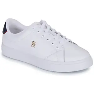 Baskets Tommy Hilfiger Court Blanc pour Femme pas cher