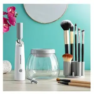 Comparateur de prix : PHILIPS Ampoule Classique LED Ultra Efficace 5,2W 1095lm E27 4000K 6x10,4cm
