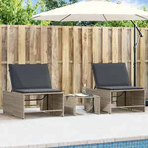 Comparateur de prix : vidaXL Chaises longues lot de 2 avec table gris clair résine tressée