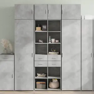 vidaXL Armoire de rangement gris béton 70x42,5x225cm bois d'ingénierie pas cher