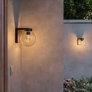 Applique d'extérieur Philips Ulio, noire, en métal, IP44, E27 pas cher