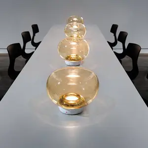 Stilnovo La Mariée lampe à poser LED dorée/blanche pas cher