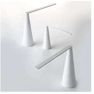 Comparateur de prix : MARTINELLI LUCE lampe de table ELICA (White H 38 cm - Aluminium verni)