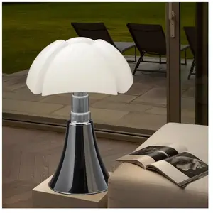 Comparateur de prix : Martinelli Luce Lampe à poser à hauteur réglable PIPISTRELLO noir