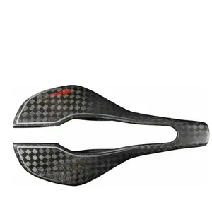 Comparateur de prix : Selle Italia SP-01 Boost Tekno Superflow Black S 130 mm Carbon/Ceramic Selle