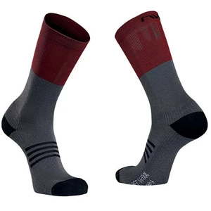 Chaussettes Northwave Extreme Pro High Noir M NWBC89212040-black/plum pas cher