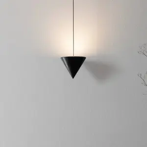 Comparateur de prix : KARMAN lampe à suspension FILOMENA fixation murale (Uplight 2700K - Aluminium noir mat)