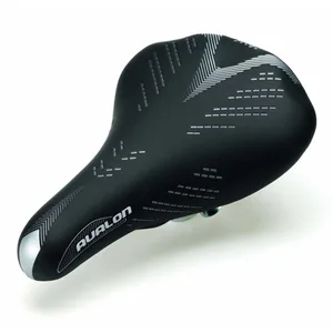 SMP Selle VTT Femme Offroad Noire 220x168 mm, 464g - Confort et Résistance