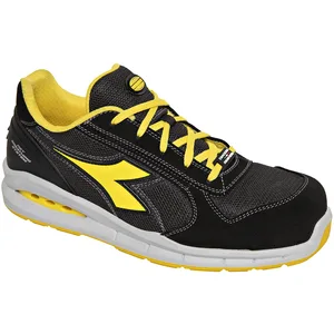 Diadora Homme Run Net AIRBOX Low S1P SRC Chaussure de Piste d'athlétisme, Black/Anthracite, 38 EU pas cher
