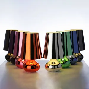 Comparateur de prix : Kartell Lampe De Chevet Cindy Avec Led, Bleu Métallique