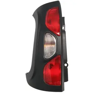 Feu arrière MAGNETI MARELLI 712106401110 pas cher