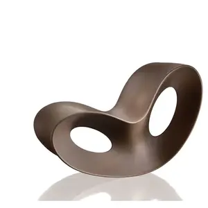 Magis - Rocking chair Voido - Orange - Polyéthylène - Designer Ron Arad pas cher