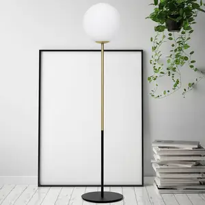 miloox by Sforzin Lampe sur pied Jugen, noire/blanche, à une lampeVendu parluminaire