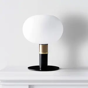 Sforzin Lampe à poser Mose en verre, dimmable, laiton