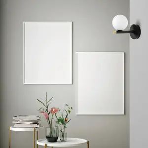 miloox by Sforzin Applique Pomì avec sphère de verre blancVendu pararchiproducts