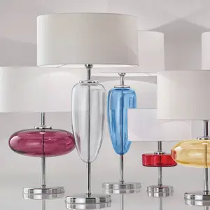 Ailati Lampe de table Show Elisse 62 cm élément en verre rose pas cher