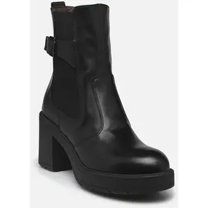 Comparateur de prix : I411990D par NeroGiardini Noir 37 Femme