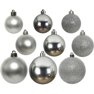 Mobili Rebecca Ensemble de 26 boules de Noël en plastique gris argenté, Ø 6/8/10 cm pas cher