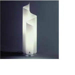 Comparateur de prix : Artemide Mezzachimera lampe de sol ondulée