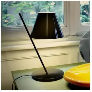 Comparateur de prix : Artemide Lampe De Table La Petite Métal Plastique Noir / H 37 Cm - Artemide