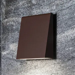 Comparateur de prix : Artemide Cuneo applique d'extérieur LED, rouille
