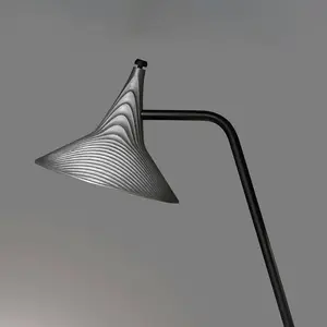 Comparateur de prix : ARTEMIDE lampe de table UNTERLINDEN (2700K - Aluminium travaillé antique)
