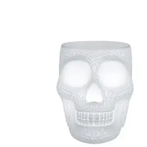 QEEBOO tabouret et table basse avec éclairage MEXICO STOOL AND SIDE TABLE LED RGB (Blanc - Polyéthylène) pas cher