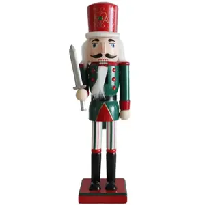 Casse-noisette statuette de Noël en bois avec chapeau rouge H 35 cm